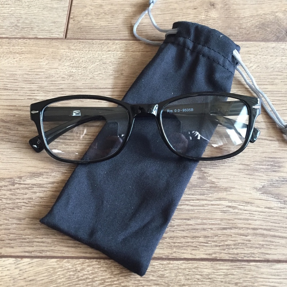 Glasses without prescription